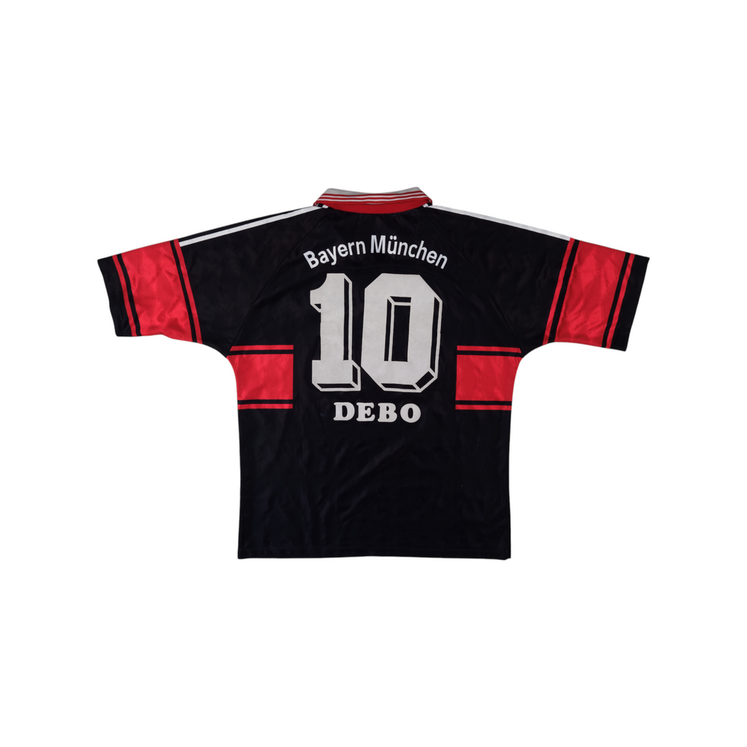 Bayern 1997-99 Home #10 DEBO